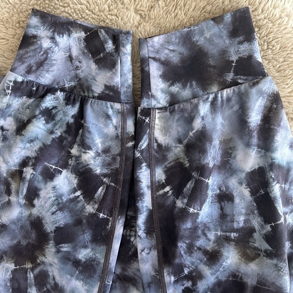 Athleta Salutation Stash High Rise Printed Jogger - Calypso - Picture 3 of 11